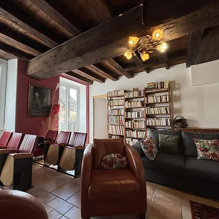 Holiday home Grande Maison Renovee Avec Jardin Clos, Ideale Pour Familles Et Amis, Equipements Varies, Animaux Acceptes - Fr-1-489-50 *