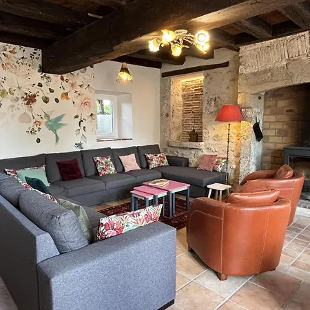 Holiday home Grande Maison Renovee Avec Jardin Clos, Ideale Pour Familles Et Amis, Equipements Varies, Animaux Acceptes - Fr-1-489-50